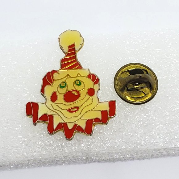 Vintage 1970's Collared CLOWN Enamel Metal Lapel Pin Pinback - Picture 4 of 7